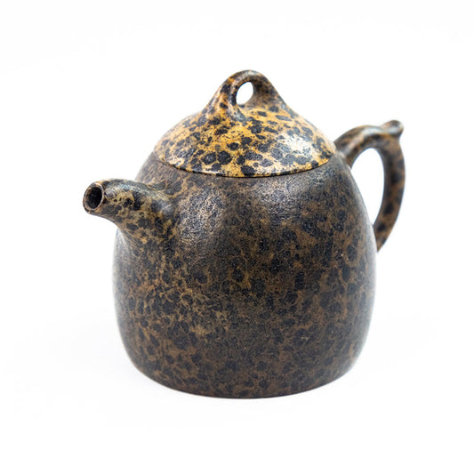 Qin Quan Teapot: A Fusion of Nature and Craftsmanship