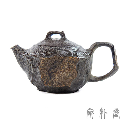 Random Pot 27: Where Raw Stone Meets Refined Tea Art