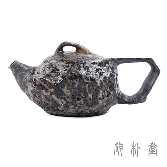 How the RANDOM POT 31 Stone Teapot Elevates Your Tea Experience!