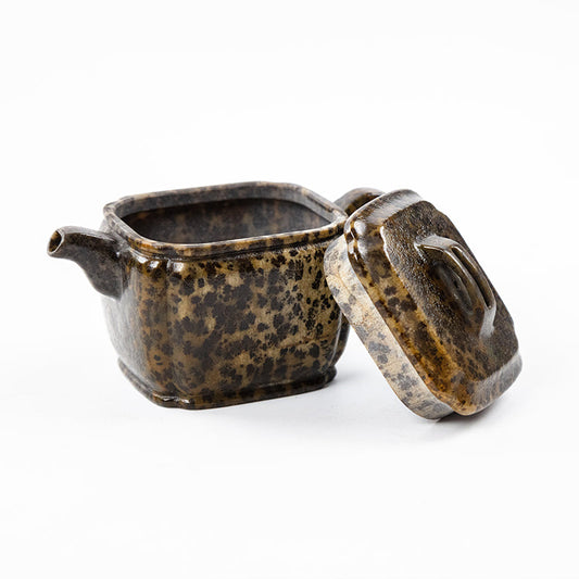 The Square Tillite Teapot: Where Nature Meets Timeless Craftsmanship